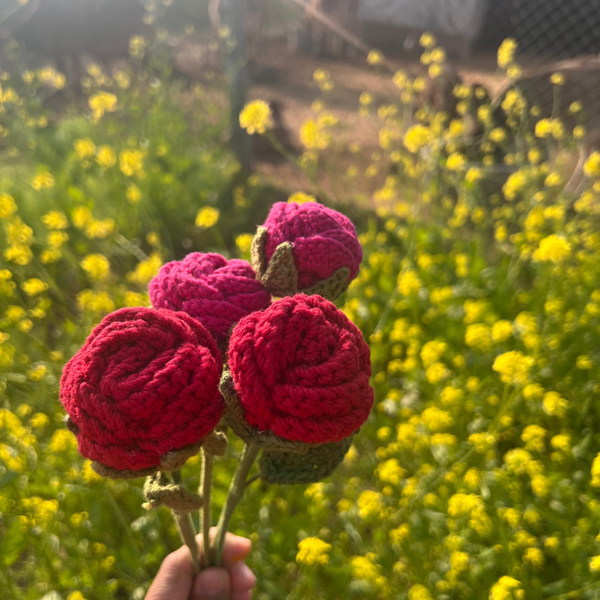 Ziddi Prints- Blooming Bouquet- Handmade 2 Pink 2 Red roses